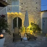 Little Stone House Apartment *