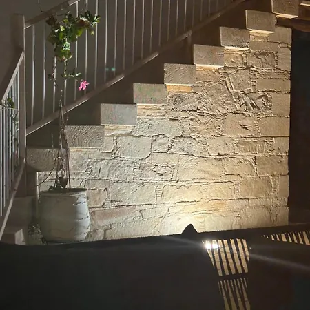 Апартаменты Little Stone House *