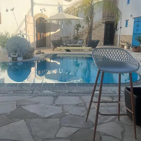 Little Stone House Lympia