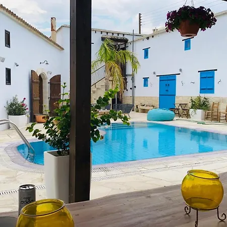 Апартаменты Little Stone House Lympia