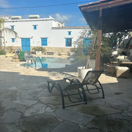 Little Stone House * Lympia