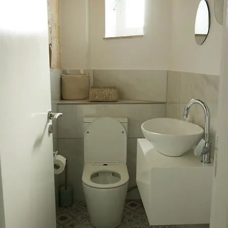 Little Stone House * Lympia