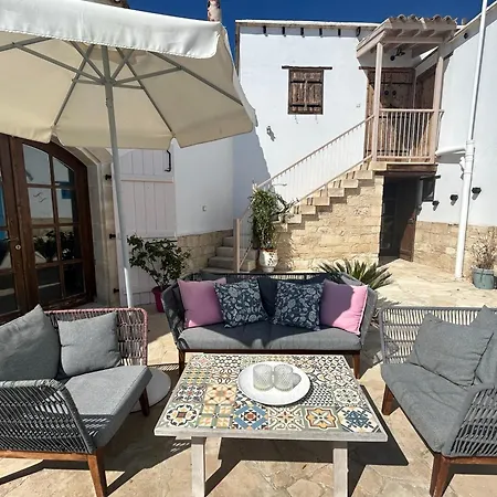 Little Stone House Lympia