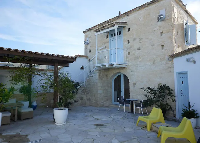 Little Stone House Lymbia